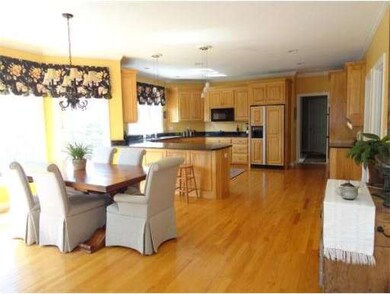 11 Tammer Ln, Hopkinton, MA 01748 - photo 5