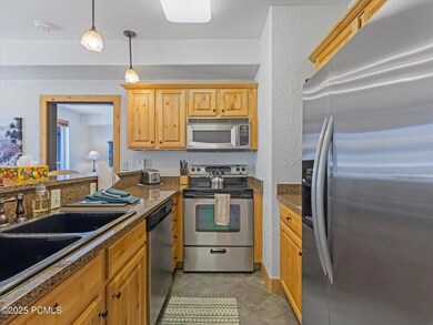 2669 Canyons Resort Dr unit 310, Park City, UT 84098 - photo 3