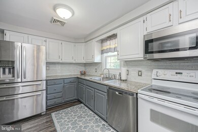 20 Danbury Dr, Sicklerville, NJ 08081 - photo 5