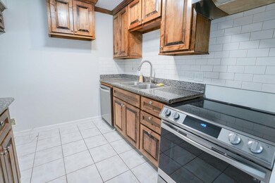 1255 Witte Rd unit 17, Houston, TX 77055 - photo 6