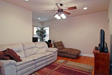 56 Forest Ave unit 1N, Riverside, IL 60546 - photo 7