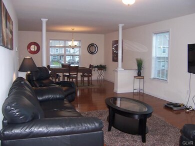 827 S Fork Dr, Easton, PA 18040 - photo 2