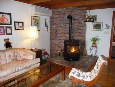 27 Roys Dr, Spencer, MA 01562 - photo 4