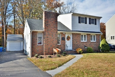 361 Richard Way, North Plainfield, NJ 07062 - photo 2