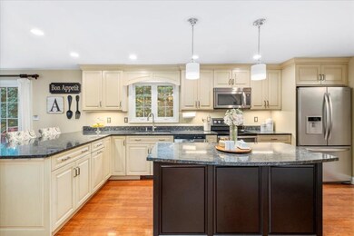 8 Danforth Dr, Bedford, NH 03110 - photo 7