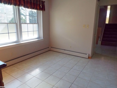 5008 Kings Gate Way, Bloomfield Hills, MI 48302 - photo 4