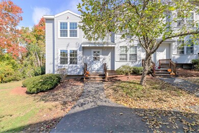 107 Franklin Street Extension unit 8, Derry, NH 03038 - photo 3