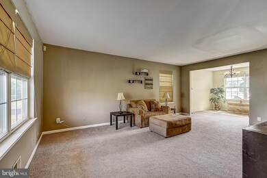 10 Valley Glen Dr, Swedesboro, NJ 08085 - photo 4