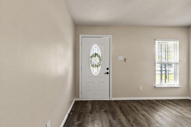 444 Bales St, Cleburne, TX 76033 - photo 6