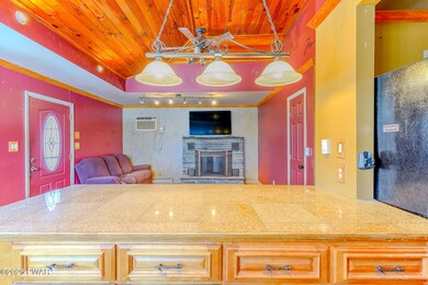 111 Hemlock Dr, Dingmans Ferry, PA 18328 - photo 7