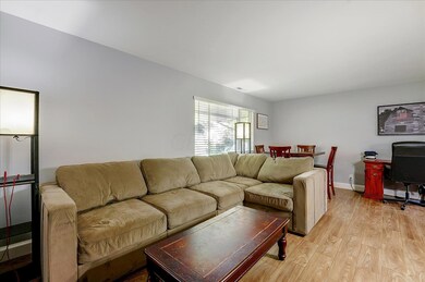 f8-52760-67374-05