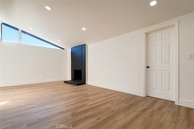 5548 Elmwood Rd, San Bernardino, CA 92404 - photo 2