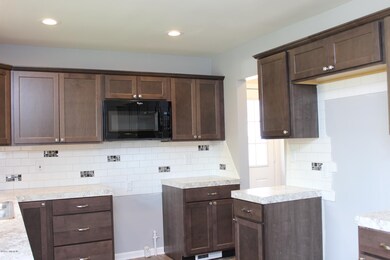 1536 Carlton Ave NE, Grand Rapids, MI 49505 - photo 7