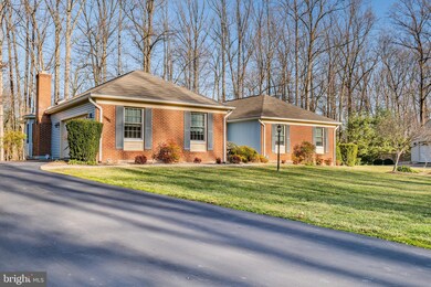 9704 S Park Cir, Fairfax Station, VA 22039 - photo 3