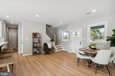 243 Alden Ave, Morrisville, PA 19067 - photo 7