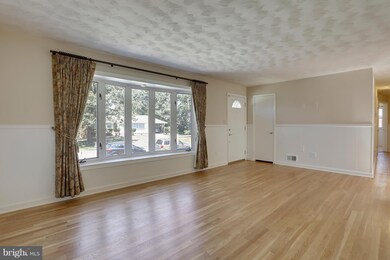 3209 Dunnington Rd, Beltsville, MD 20705 - photo 3