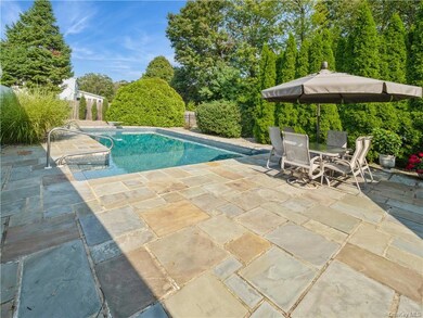 Oversized Blue Stone Patio
