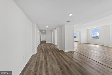 St. Paul at Chase Condominiums unit 2203, Baltimore, MD 21202 - photo 5