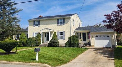 15 Ann Ct, Cranston, RI 02921 - photo 2