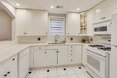 4212 N Ashland Ave unit GS, Chicago, IL 60613 - photo 6