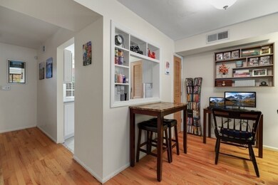 401 Windsor Dr unit 401, Framingham, MA 01701 - photo 4