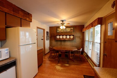 1921 S Tures Ln, Des Plaines, IL 60018 - photo 6