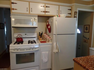 All appliances stay!