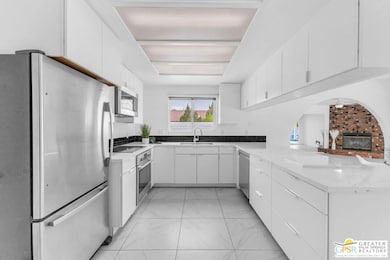 2375 E Joyce Dr, Palm Springs, CA 92262 - photo 4