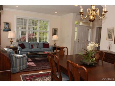 Living room and dining room - elegant, open and fi