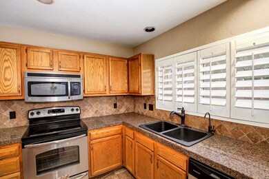 KITCHEN-ADDTL VIEW