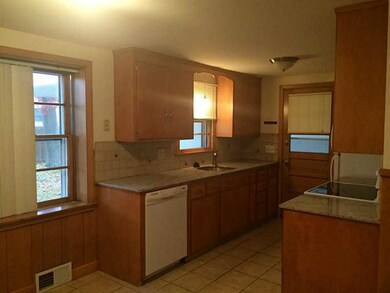 101 Garden Hills Dr, Cranston, RI 02920 - photo 5