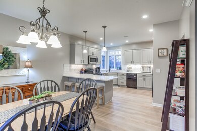 57377 Karington Ct, Elkhart, IN 46516 - photo 3