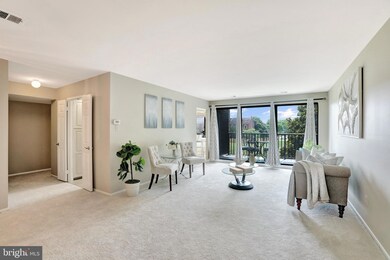 Treebrooke unit 205, Oakton, VA 22124 - photo 7