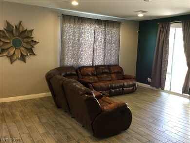 Living Rm