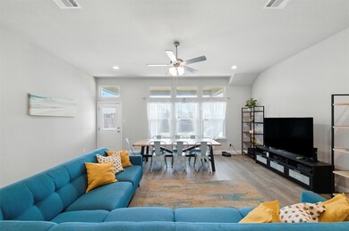 3451 Hidden Hollow Dr, Midlothian, TX 76065 - photo 5