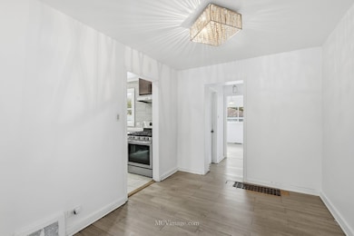 2161 E 97th St, Chicago, IL 60617 - photo 4