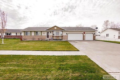 4426 E Chippewa Ln, Ammon, ID 83406 - photo 2