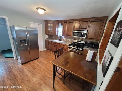 24 North St, Albany, NY 12205 - photo 5