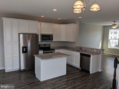 80 Winslow Ct unit 114, Gettysburg, PA 17325 - photo 4