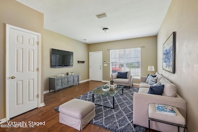 3566 Twisted Tree Ln, Jacksonville, FL 32216 - photo 5