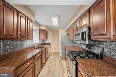 1501 Coventry Pointe Ln, Pottstown, PA 19465 - photo 6