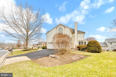 15301 Surrey House Way, Centreville, VA 20120 - photo 4