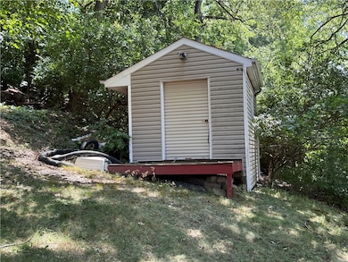 108 Greydon Ave, Mc Kees Rocks, PA 15136 - photo 6