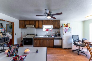 Home on 19 Acres005