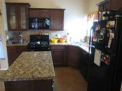 14481 Desert Sage Dr, Horizon City, TX 79928 - photo 2