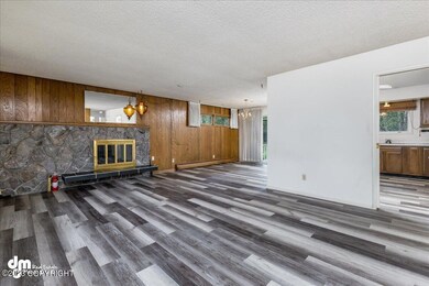 05-Living Room-DW-5957-Edit
