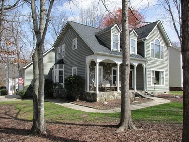 1701 Plateau Ct, High Point, NC 27265 - photo 2