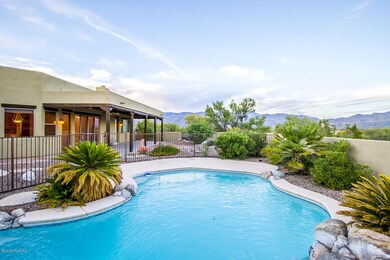 Backyard/Pool