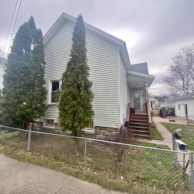 217 10th St, Manistee, MI 49660 - photo 2