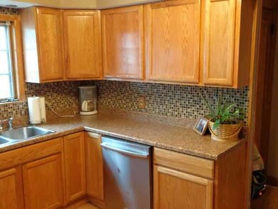 621 W 1st St, Woodville, OH 43469 - photo 7